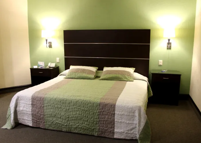 Parque Satelite Hotel